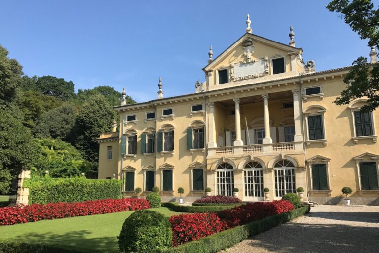 VILLA SIGURTÀ